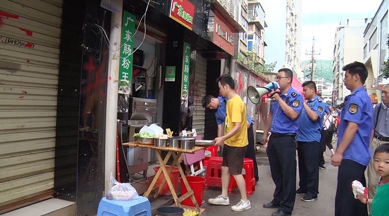 我县持续开展城区环境综合整治