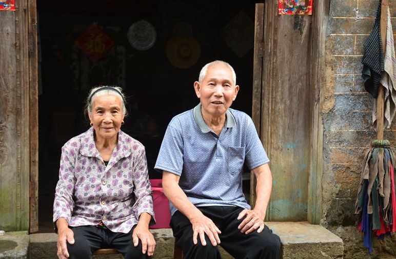 “我不要你做事，只要你做伴”