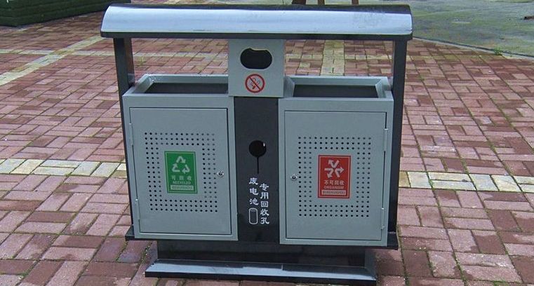 城区新设果皮箱需市民共同爱护