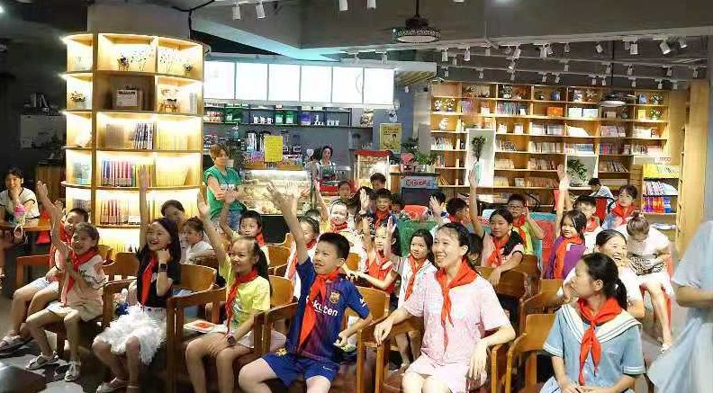 团县委举办少年读书会活动