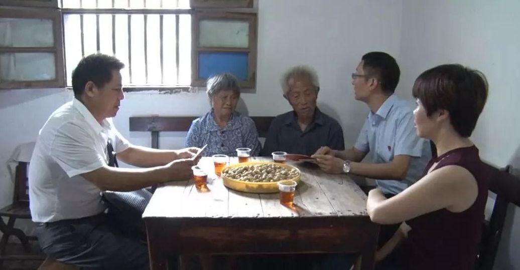 我县向困难群众发放价格临时补贴100余万元，惠及20417户！