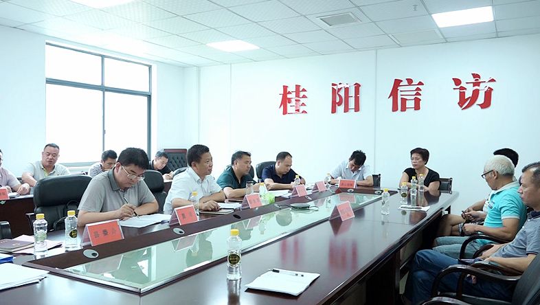 彭生智：依法依规按政策做好来访群众思想工作 带着感情解决群众实际困难