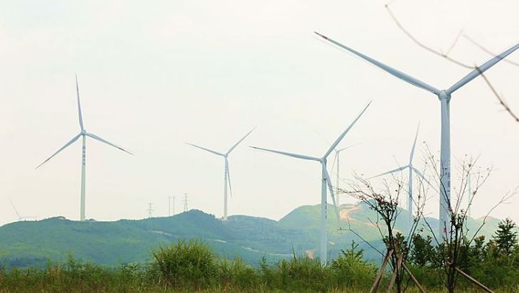 高温下的“追风人”