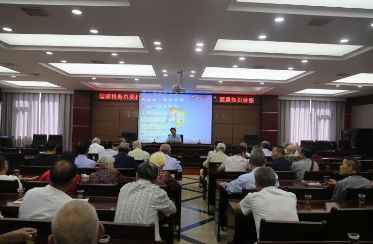 桂阳县税务局：敬老爱老庆祝重阳节